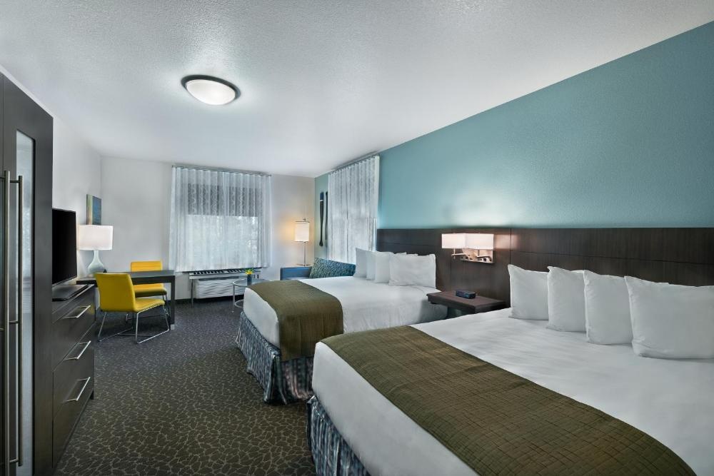 Oxford Suites Bellingham Image 12