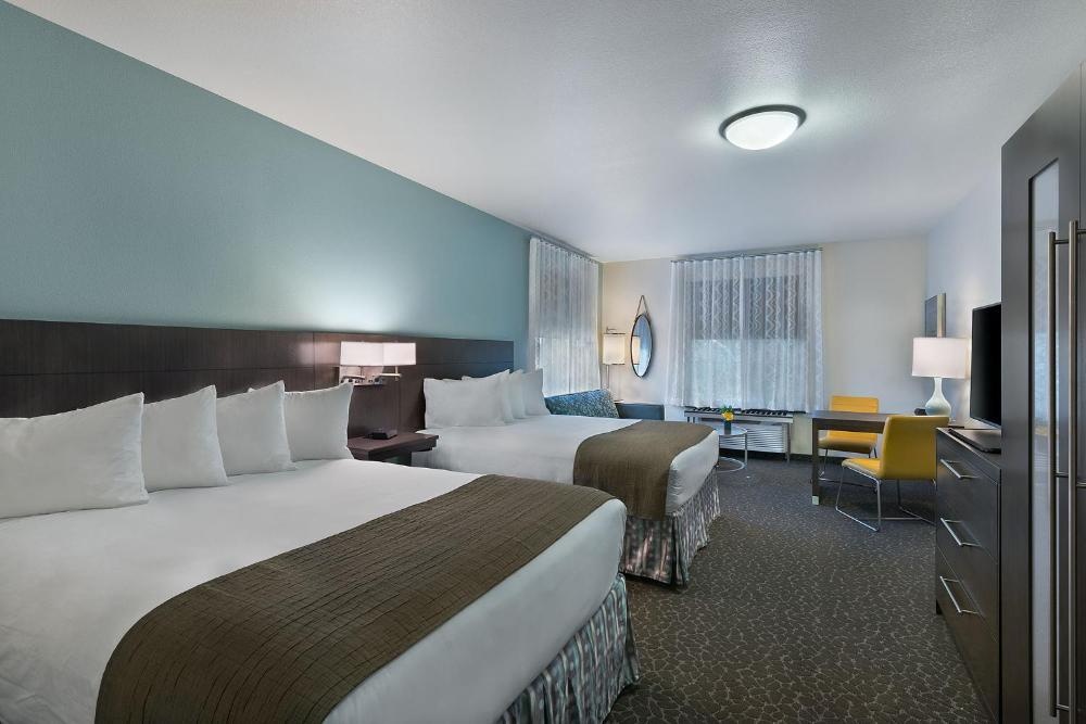 Oxford Suites Bellingham Image 18